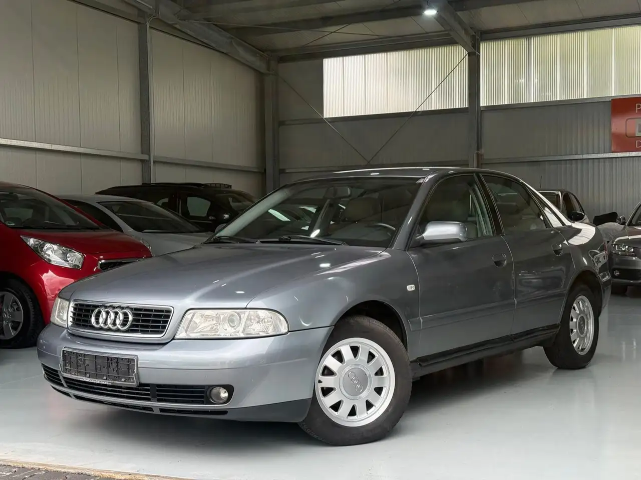 Audi A4 1.8 Auto 2Hand, foto 3