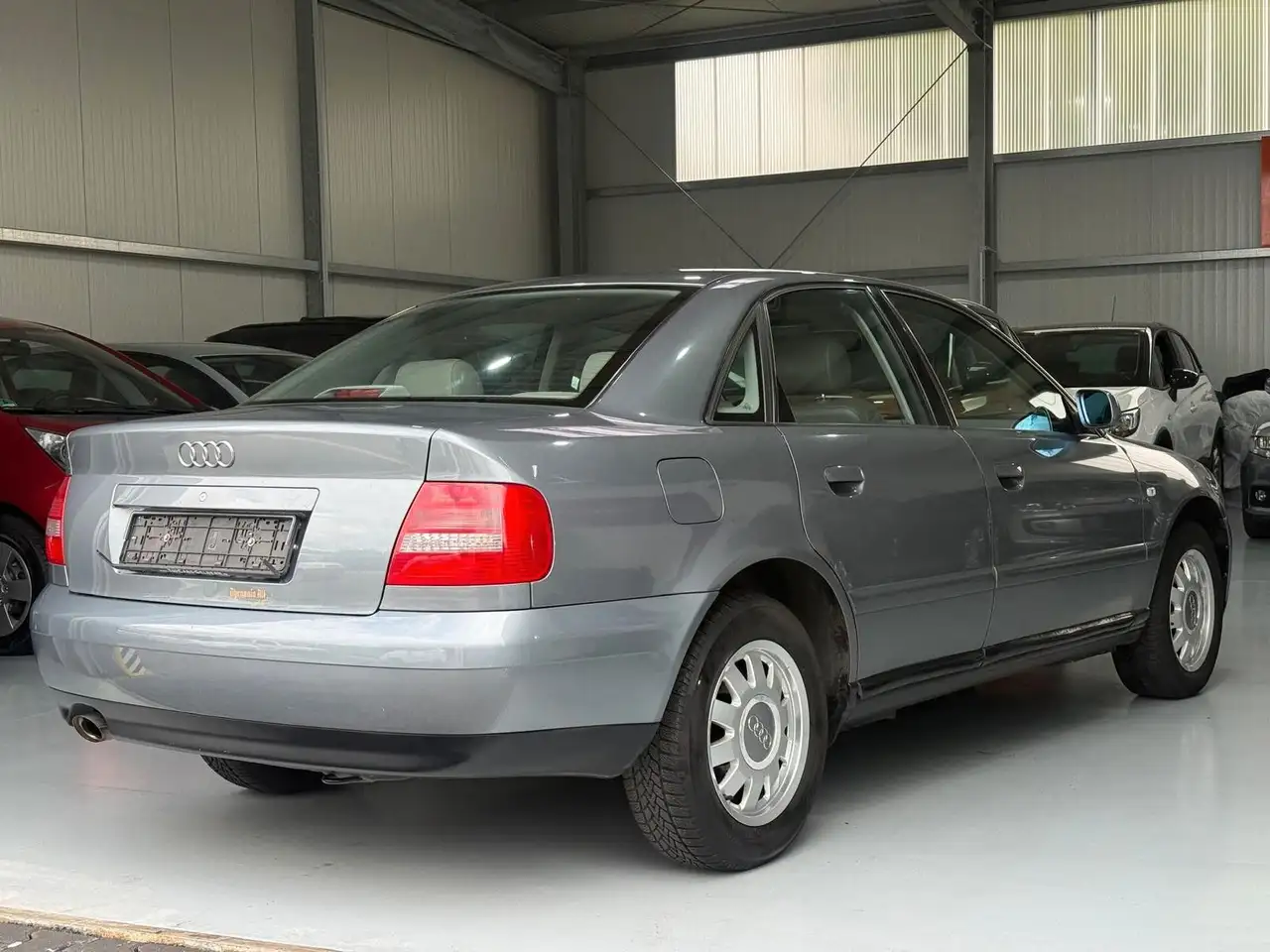Audi A4 1.8 Auto 2Hand, foto 7