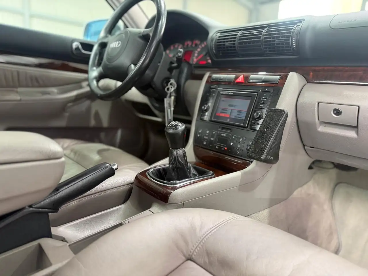Audi A4 1.8 Auto 2Hand, foto 12
