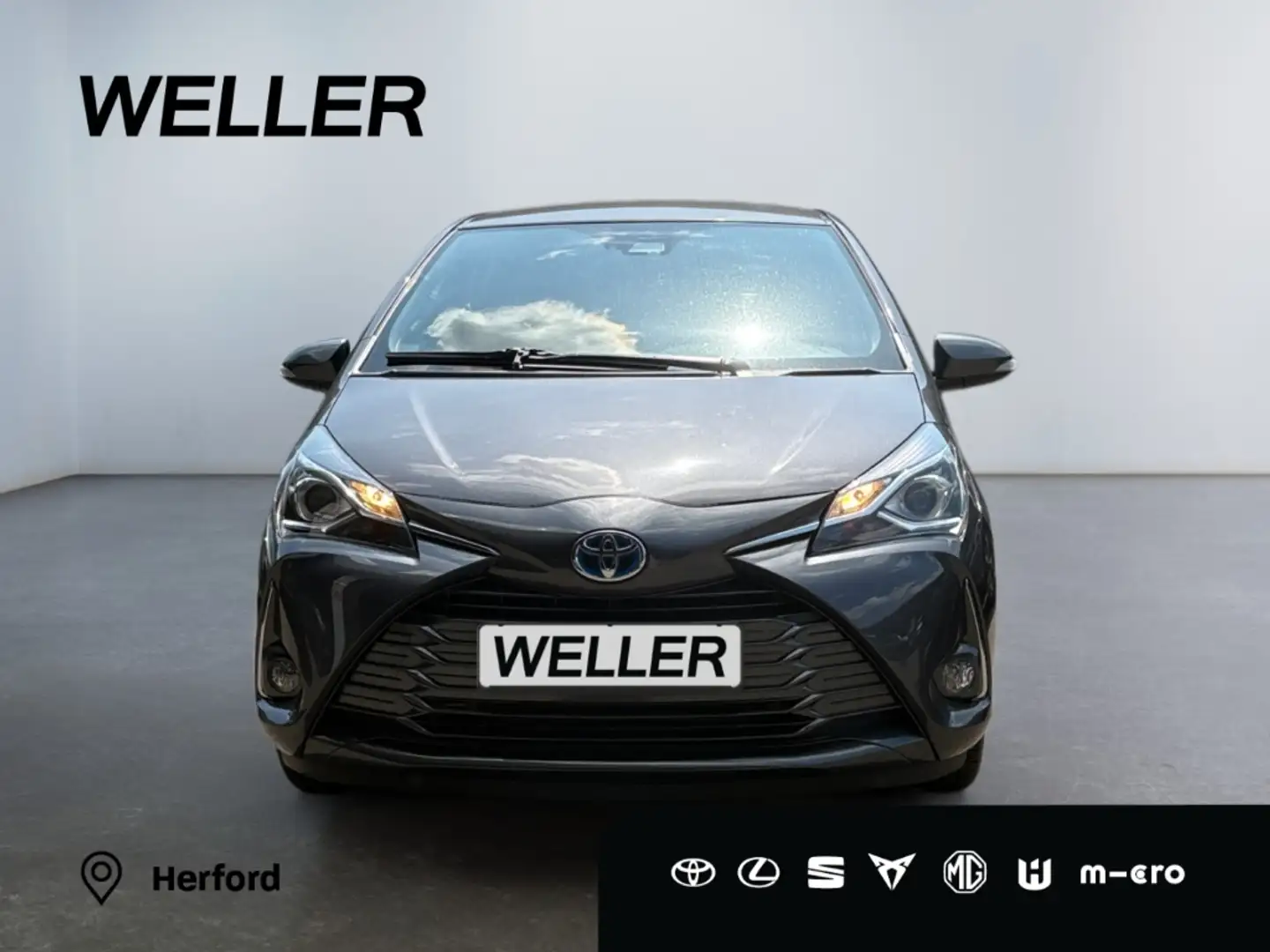 Toyota Yaris Hybrid 1.5 Y20 Team D *Kamera*SHZ*Spurhalte* Grijs - 2