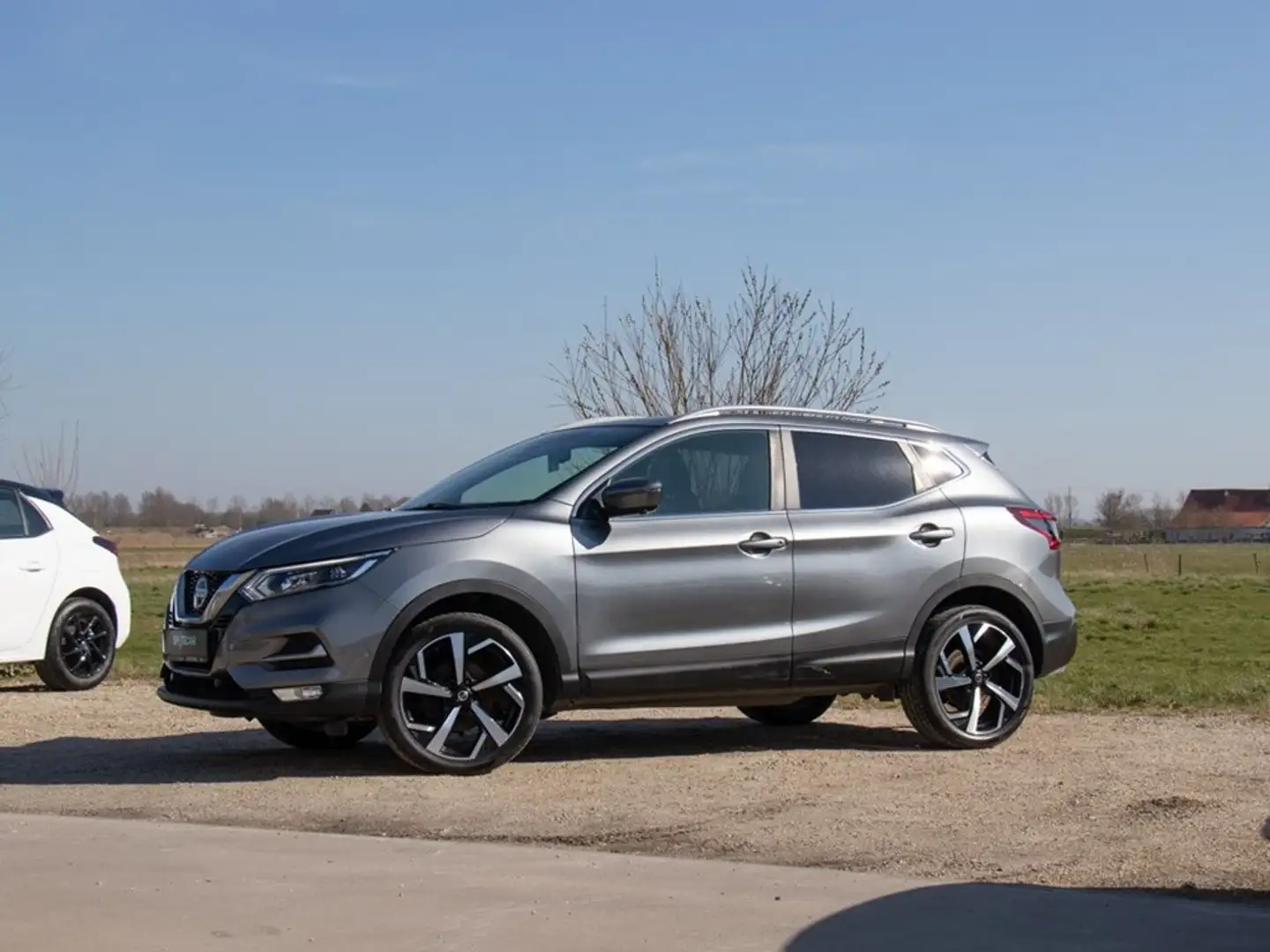 Nissan Qashqai 1.3 MT6 140PK|CAMERA|NAVI|KEYLESS Grijs - 2