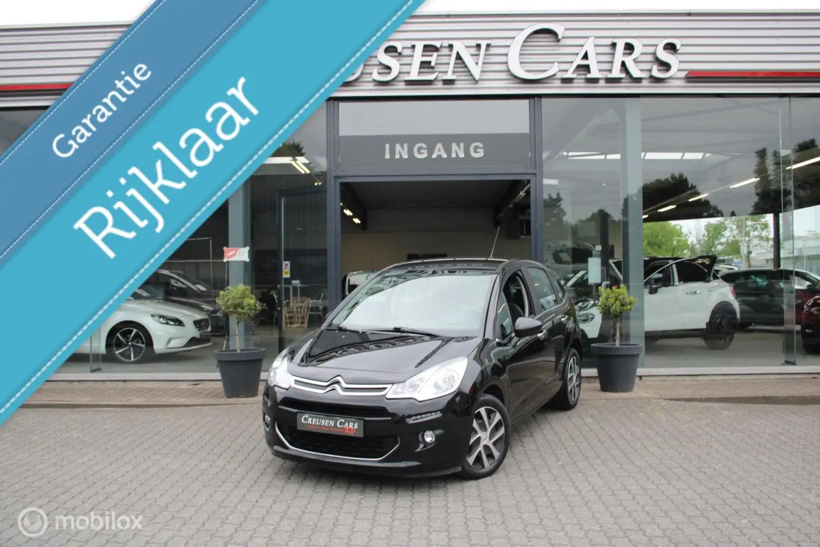 Citroen C3 1.2 PureTech Exclusive Zwart - 1