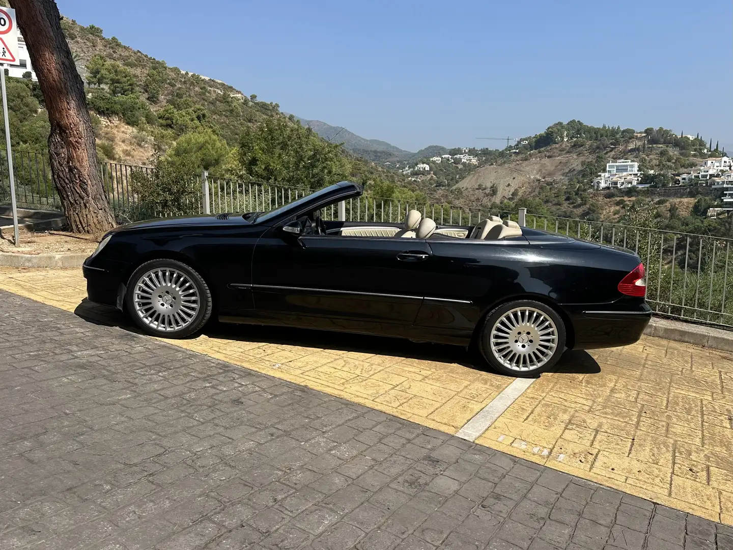 Mercedes-Benz CLK 350 Cabrio 7G-TRONIC Avantgarde - 2