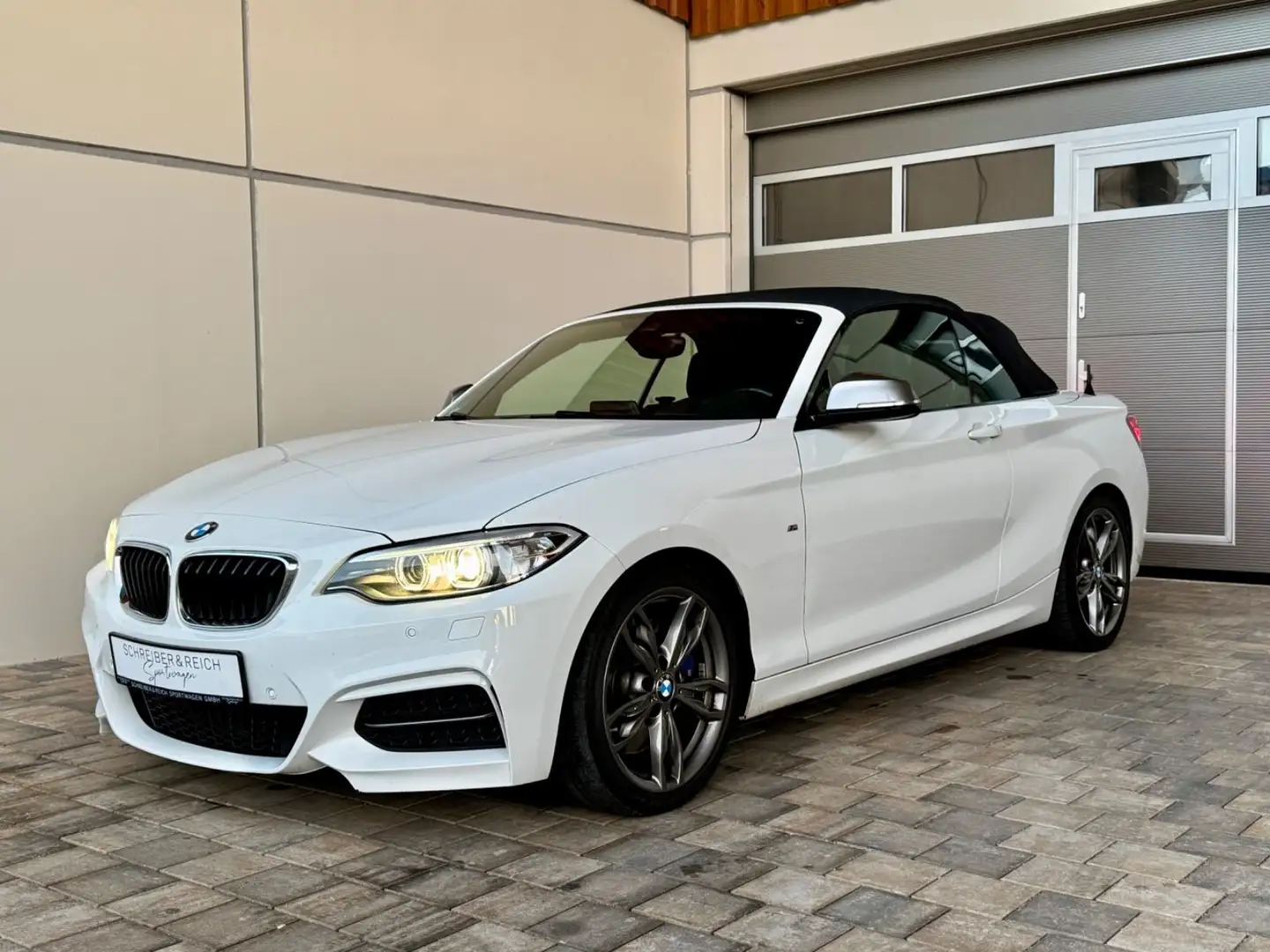 BMW 240 xDrive Cabriolet - kein OPF Weiß - 2