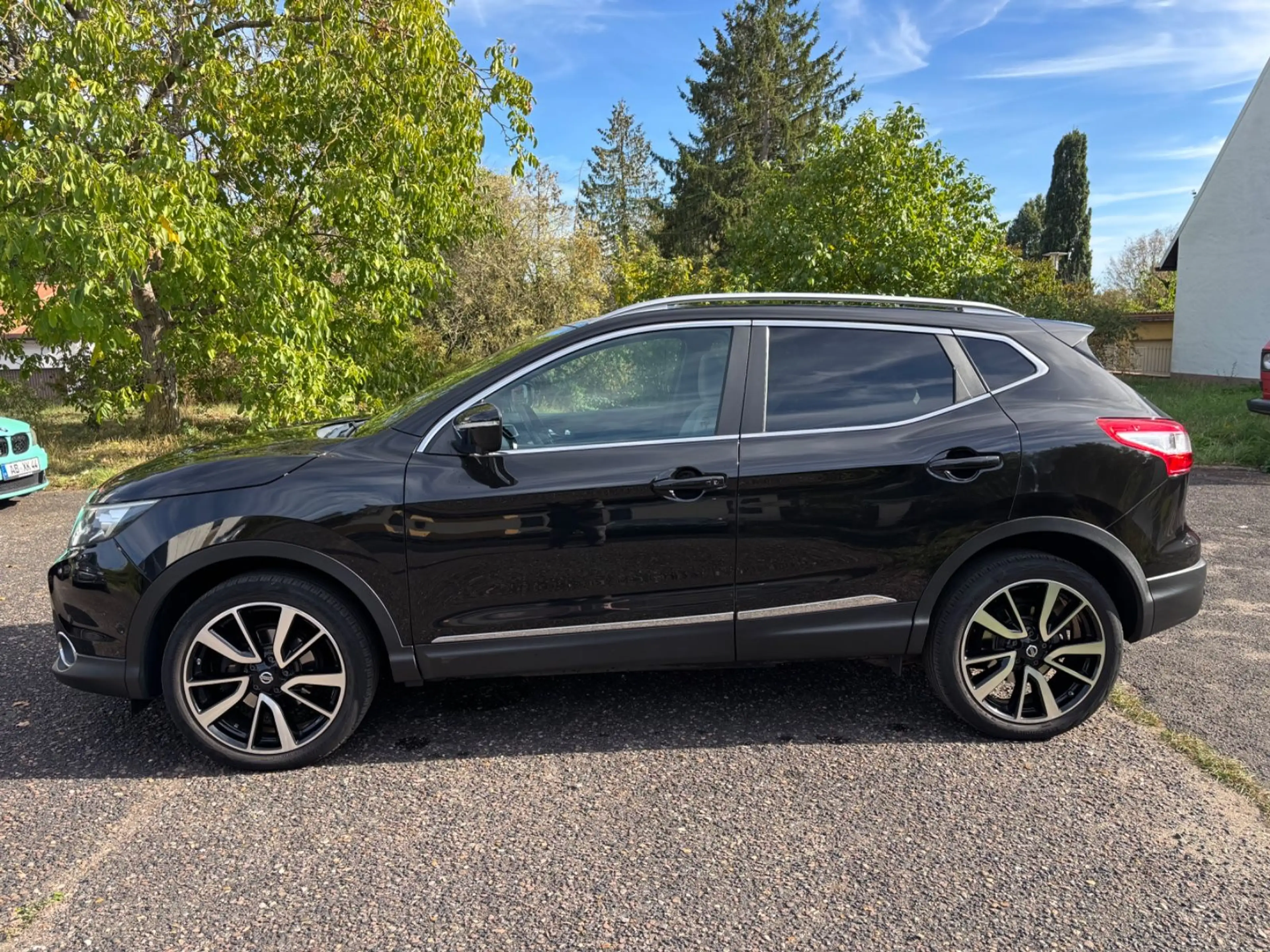 Nissan Qashqai Premier Limited Edition 4x4 ~VOLL !