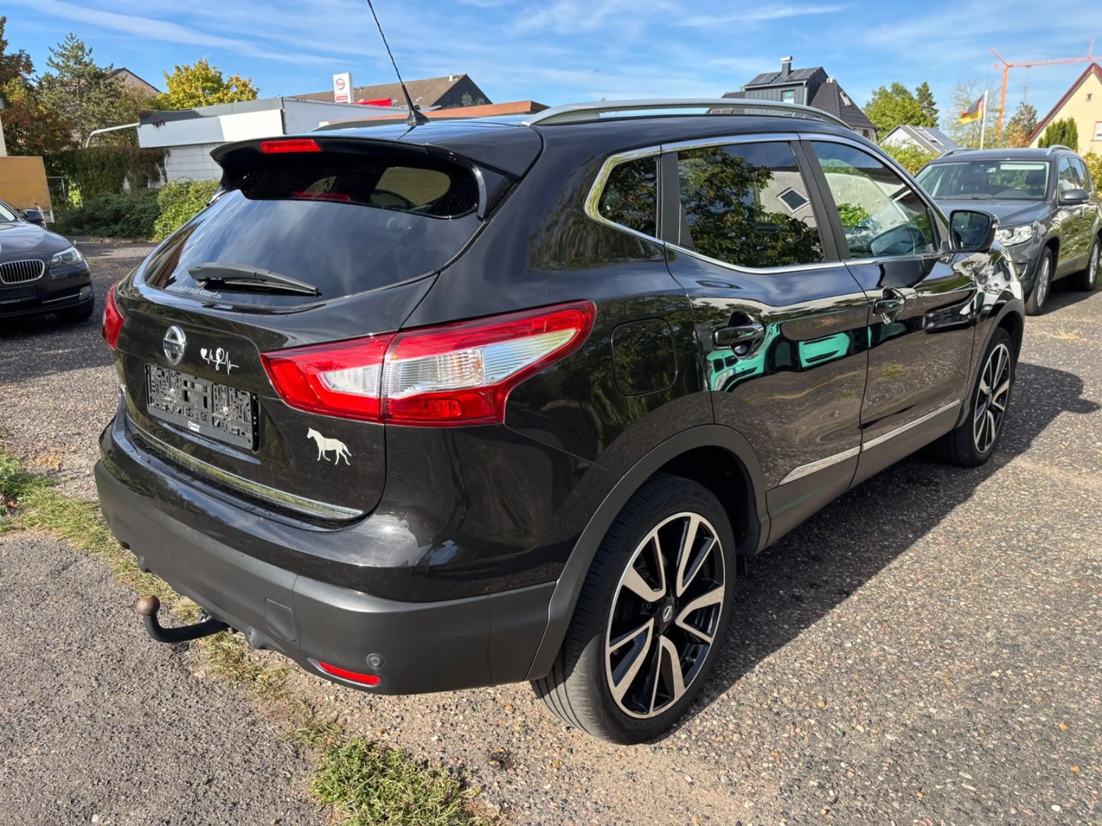 Nissan Qashqai Premier Limited Edition 4x4 ~VOLL ! — photo 6
