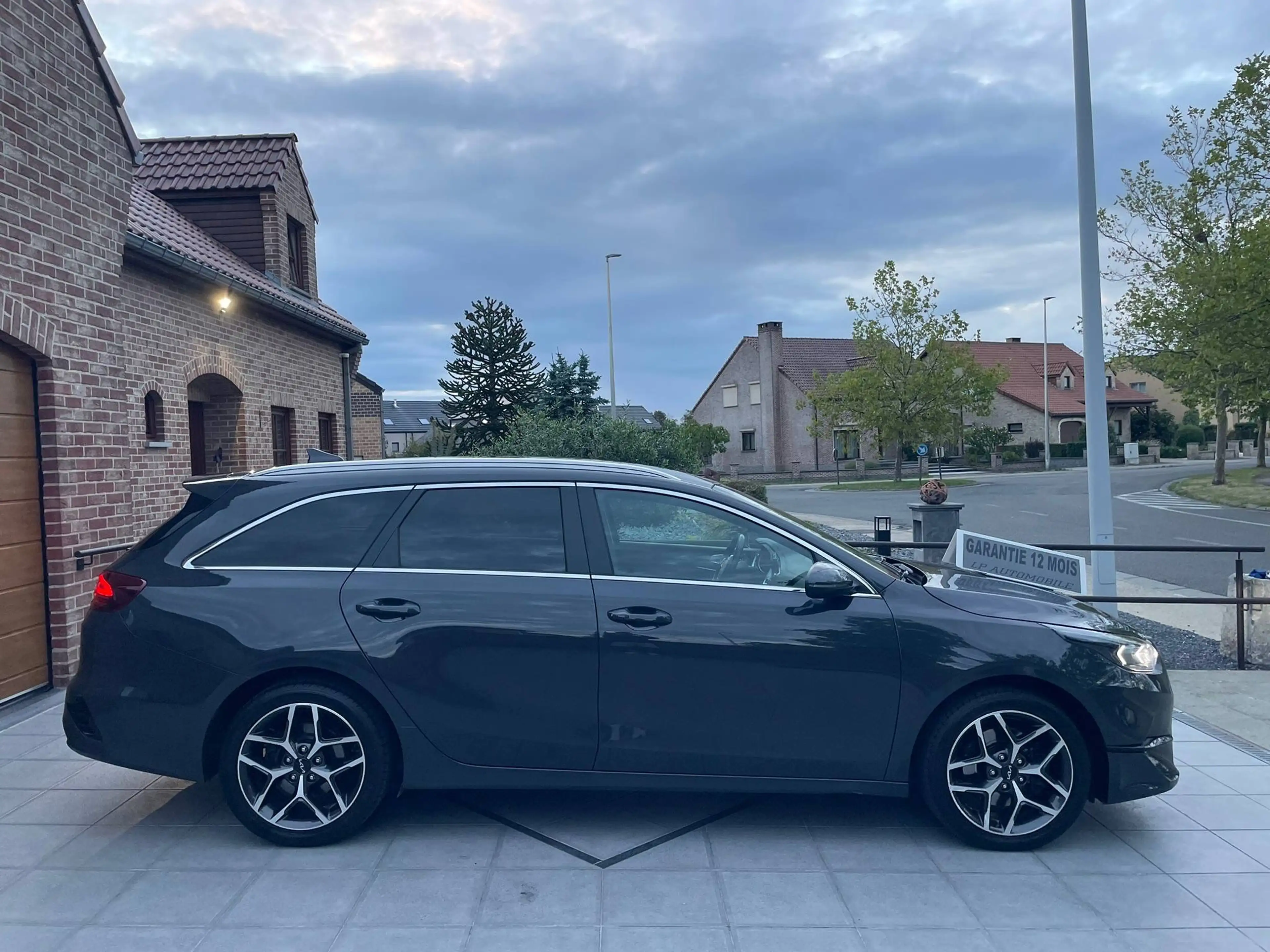 Kia Ceed SW / cee'd SW 🏴Ceed SW 1.6 CRDi GT-Line⚠️GARANTIE 12 MOIS⚠️ — photo 14