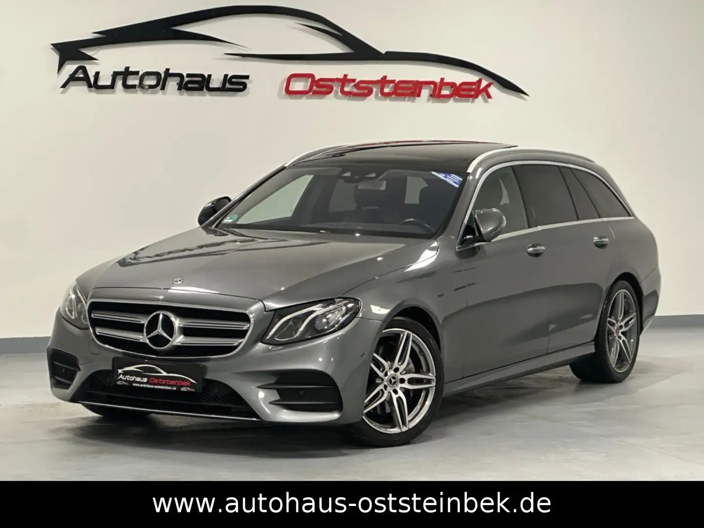 Mercedes-Benz E 220 T d/AMG-LINE/PANO/MEMORY/WIDESCREEN/KAMERA Gris - 1