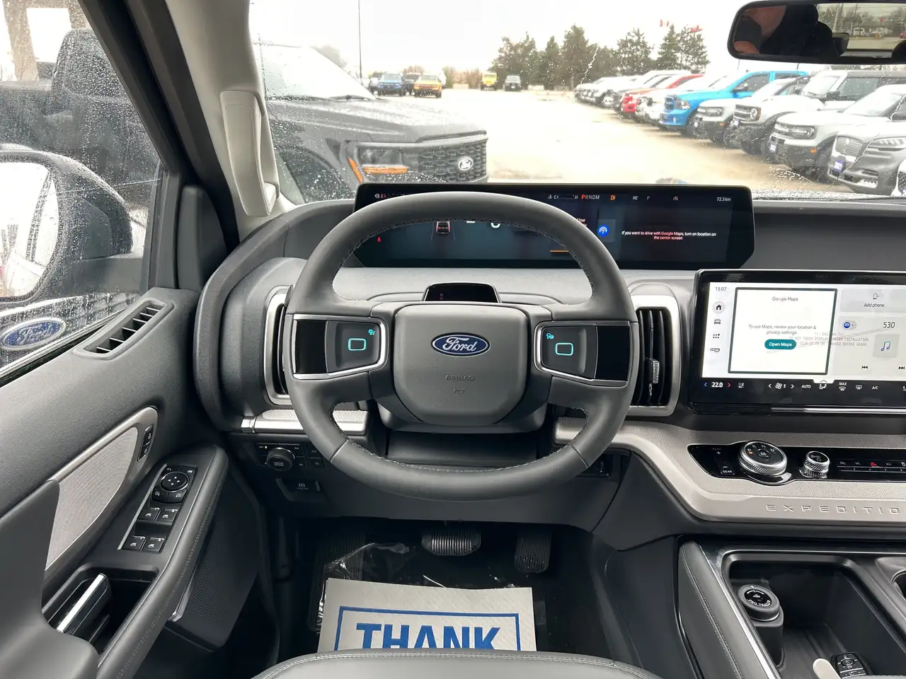 Ford Expedition снимка Ford Expedition