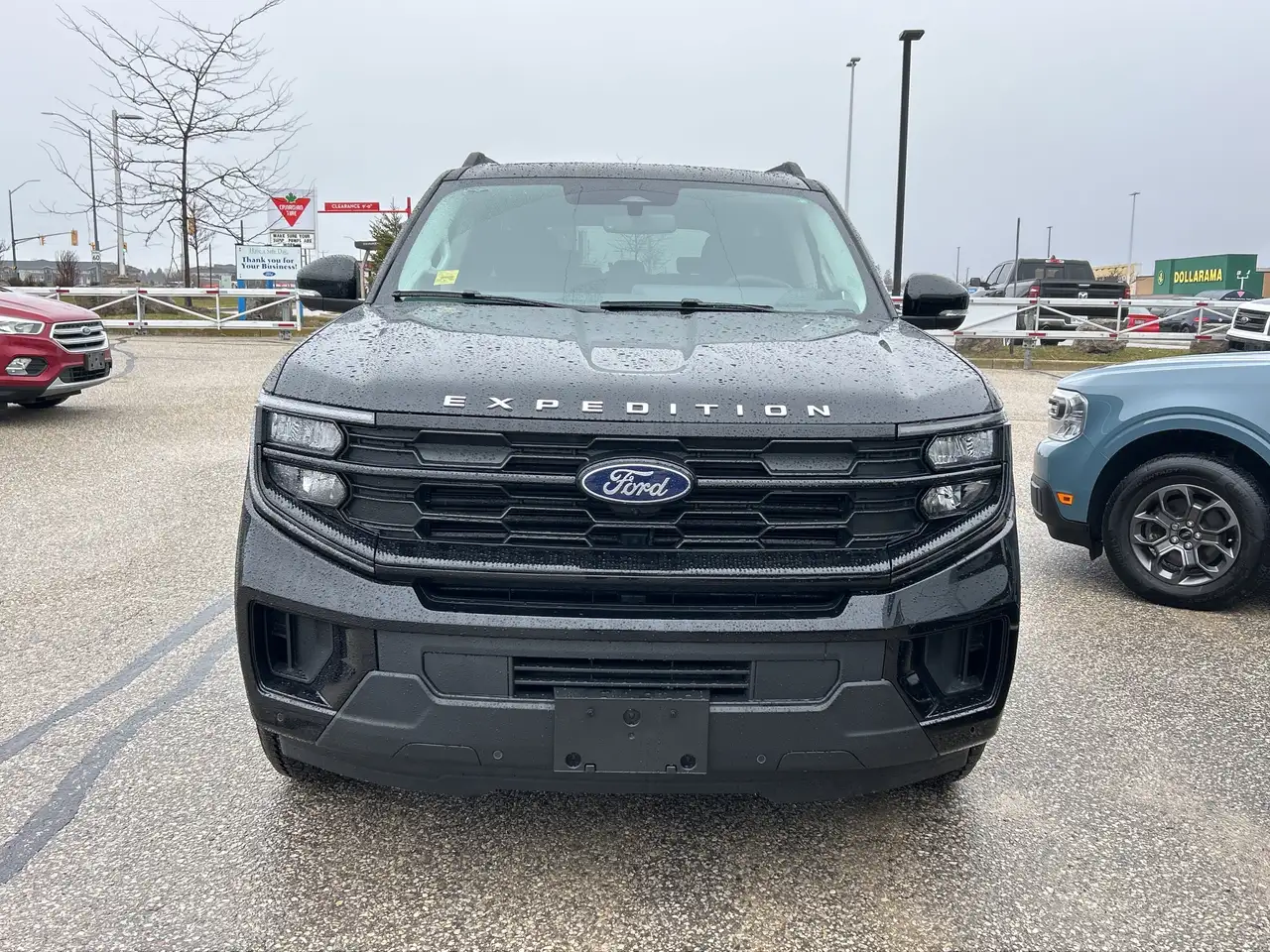 Ford Expedition снимка Ford Expedition