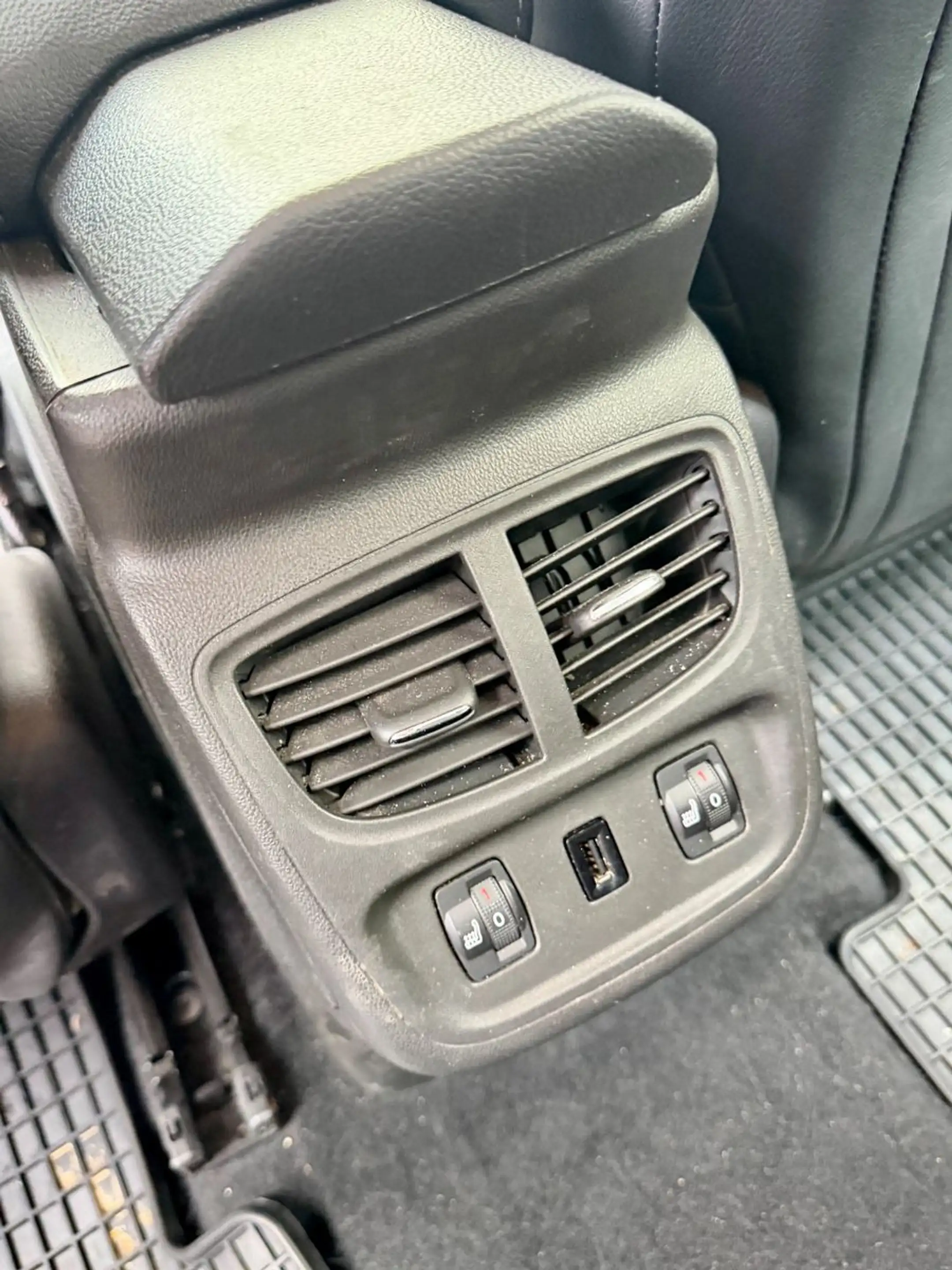Opel Grandland X 2,0 TDCi Automatik GPS-Navi Klima — photo 8