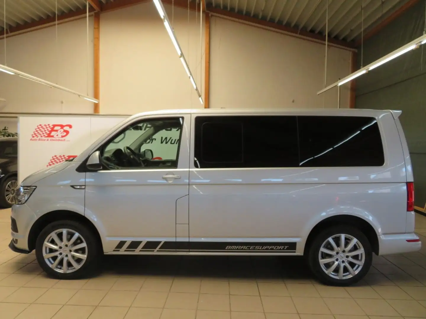 Volkswagen T6 Kombi *LED*APP-Connect*Standhzg+App*8-Sitz Silber - 2