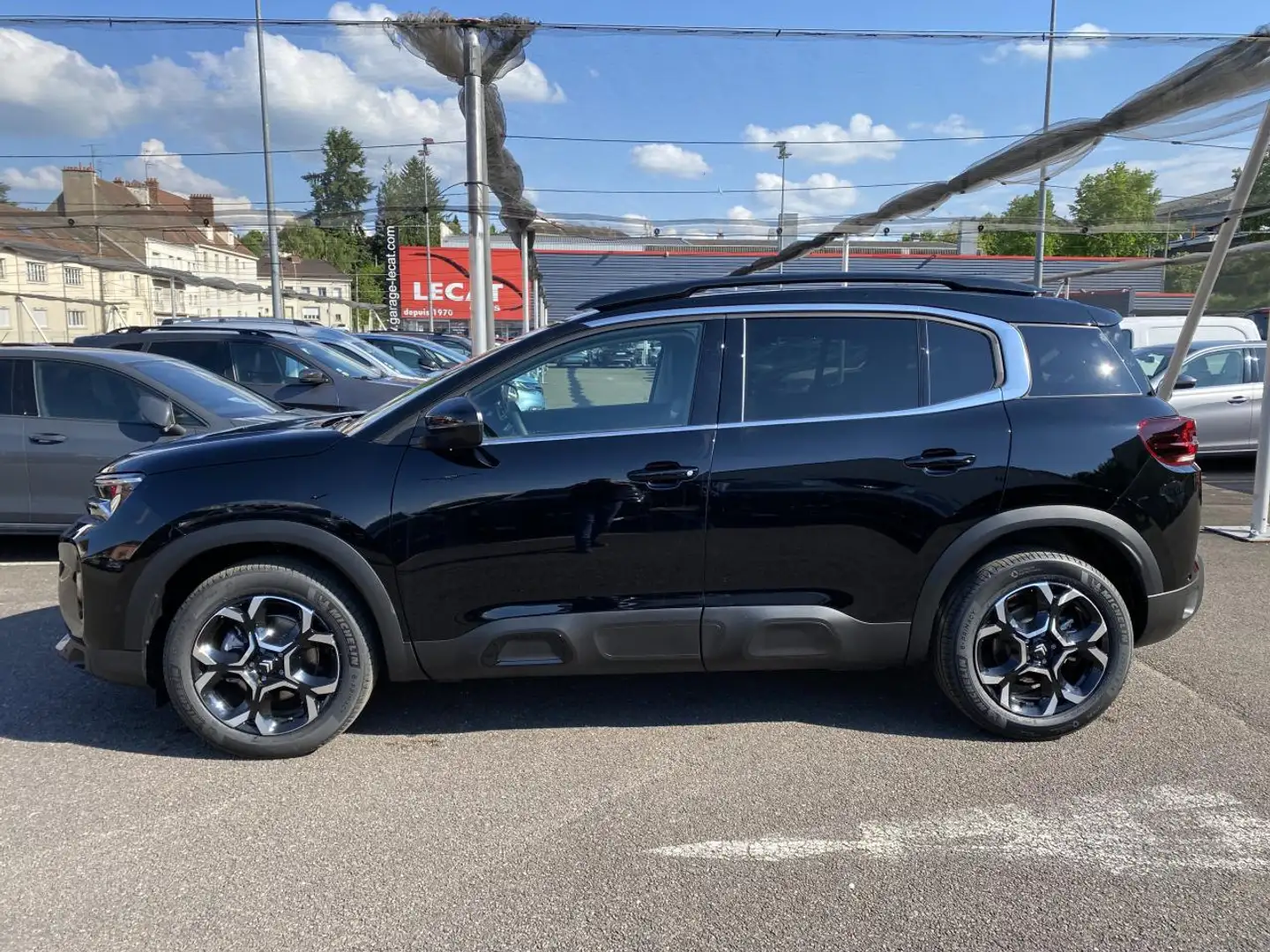 Citroen C5 Aircross (2) 1.5 BlueHDi 130 S\u0026S EAT8 Max AVEC HAYON E Noir - 2