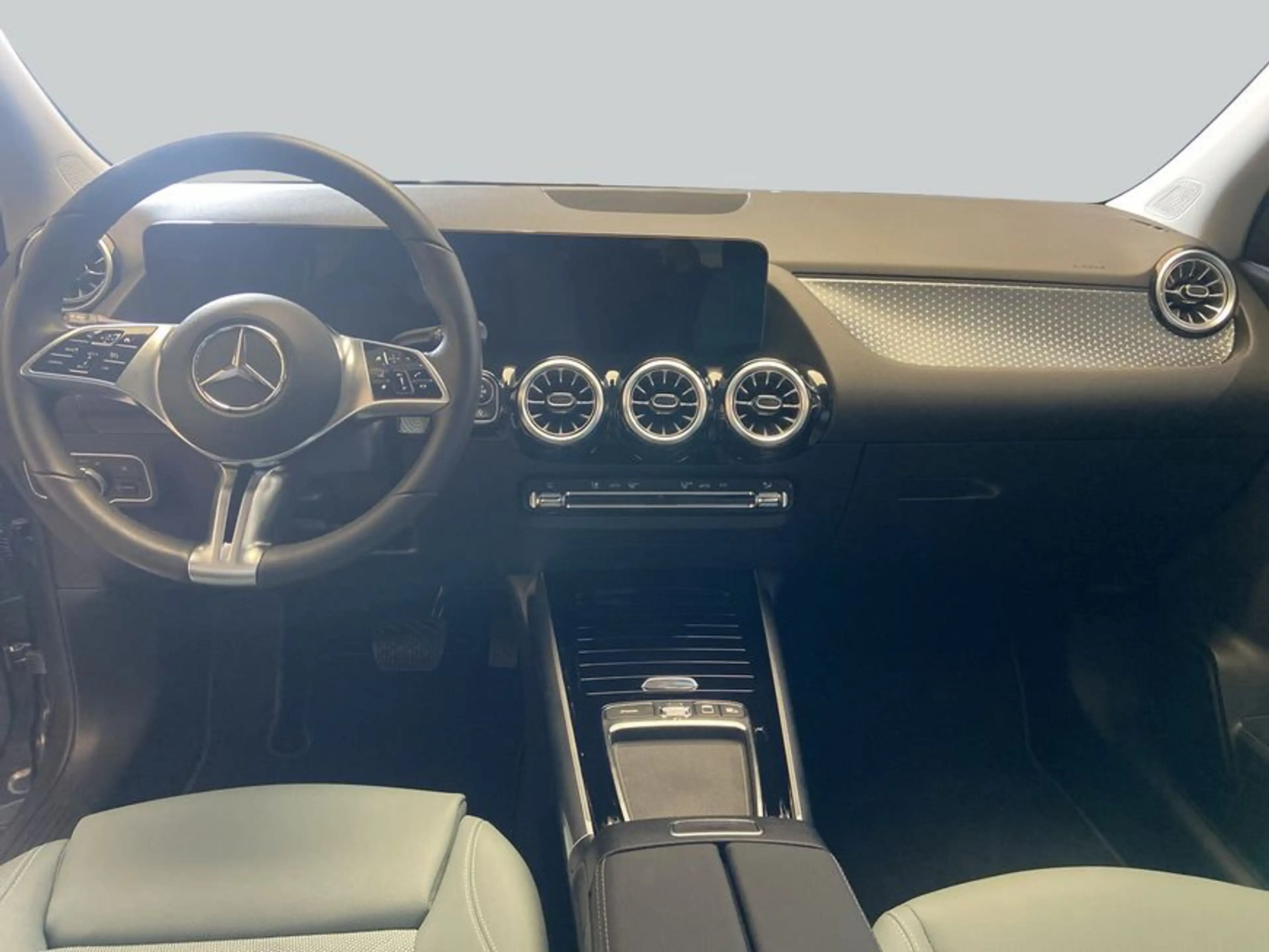 Mercedes-Benz GLA 220 GLA — photo 13