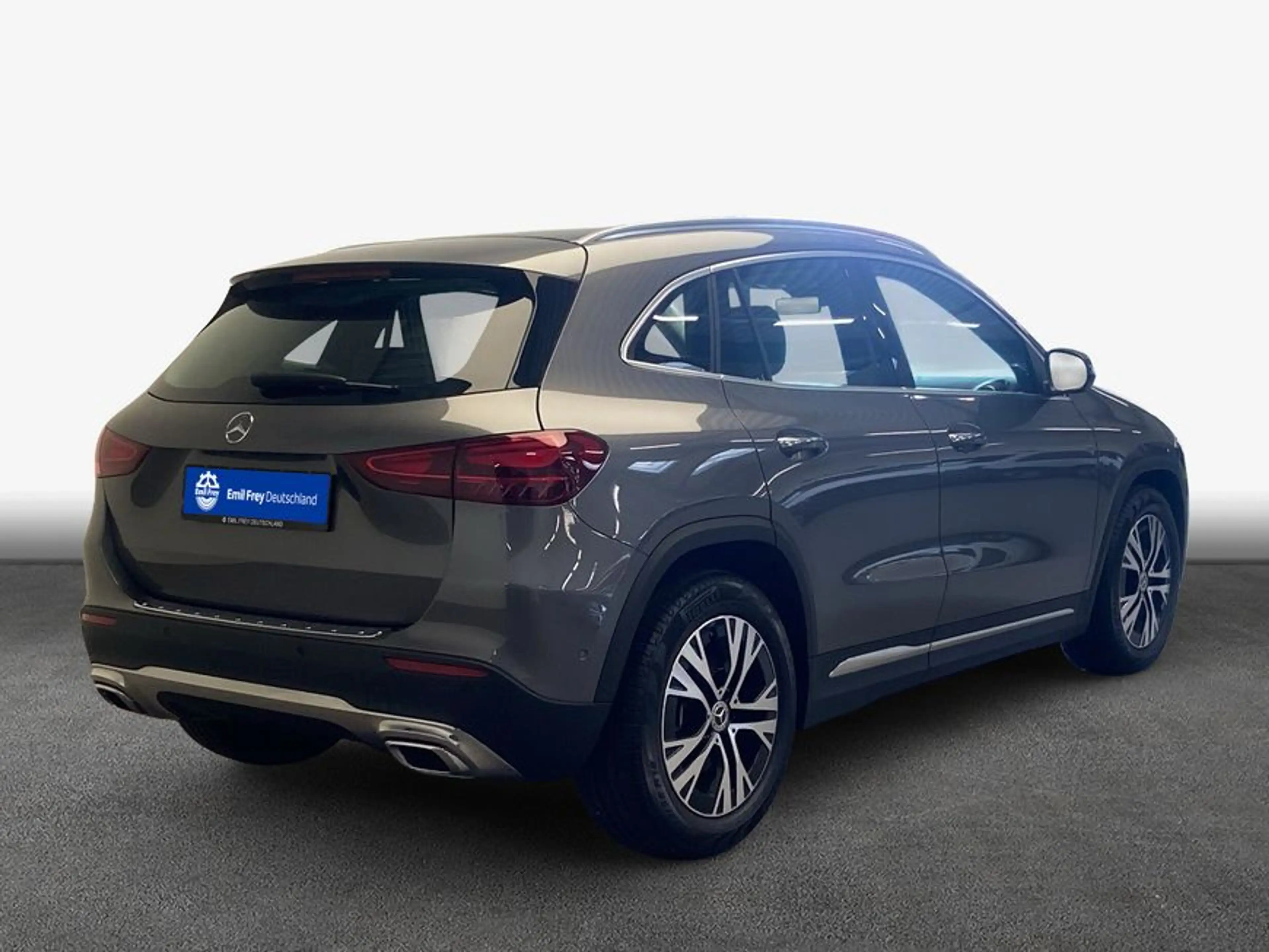 Mercedes-Benz GLA 220 GLA — photo 2