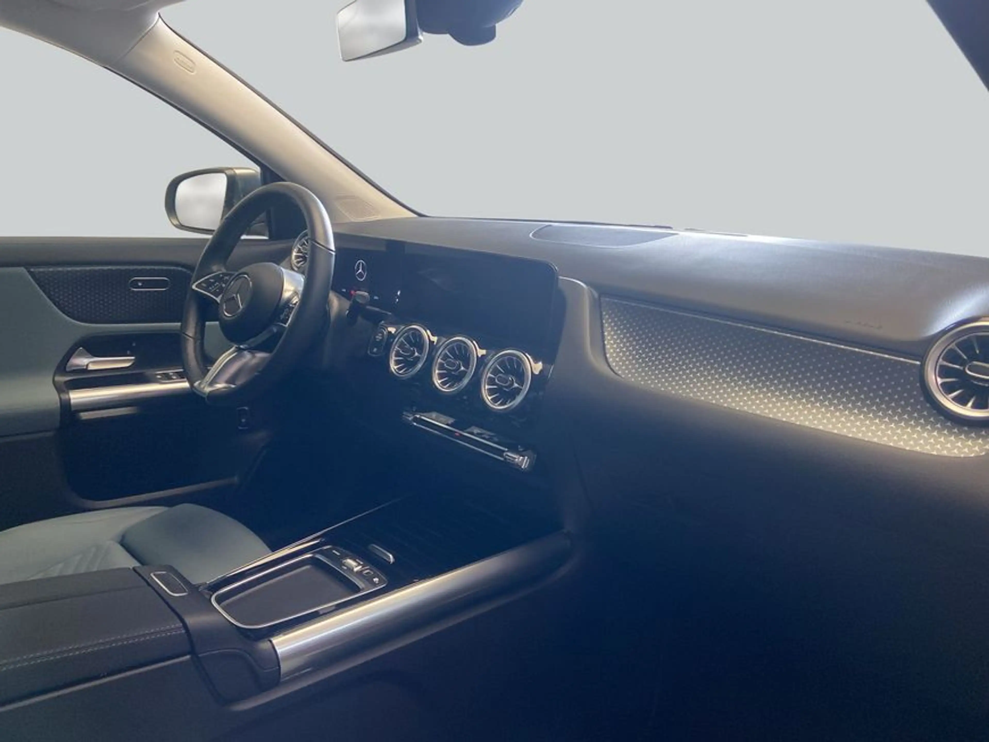 Mercedes-Benz GLA 220 GLA — photo 15