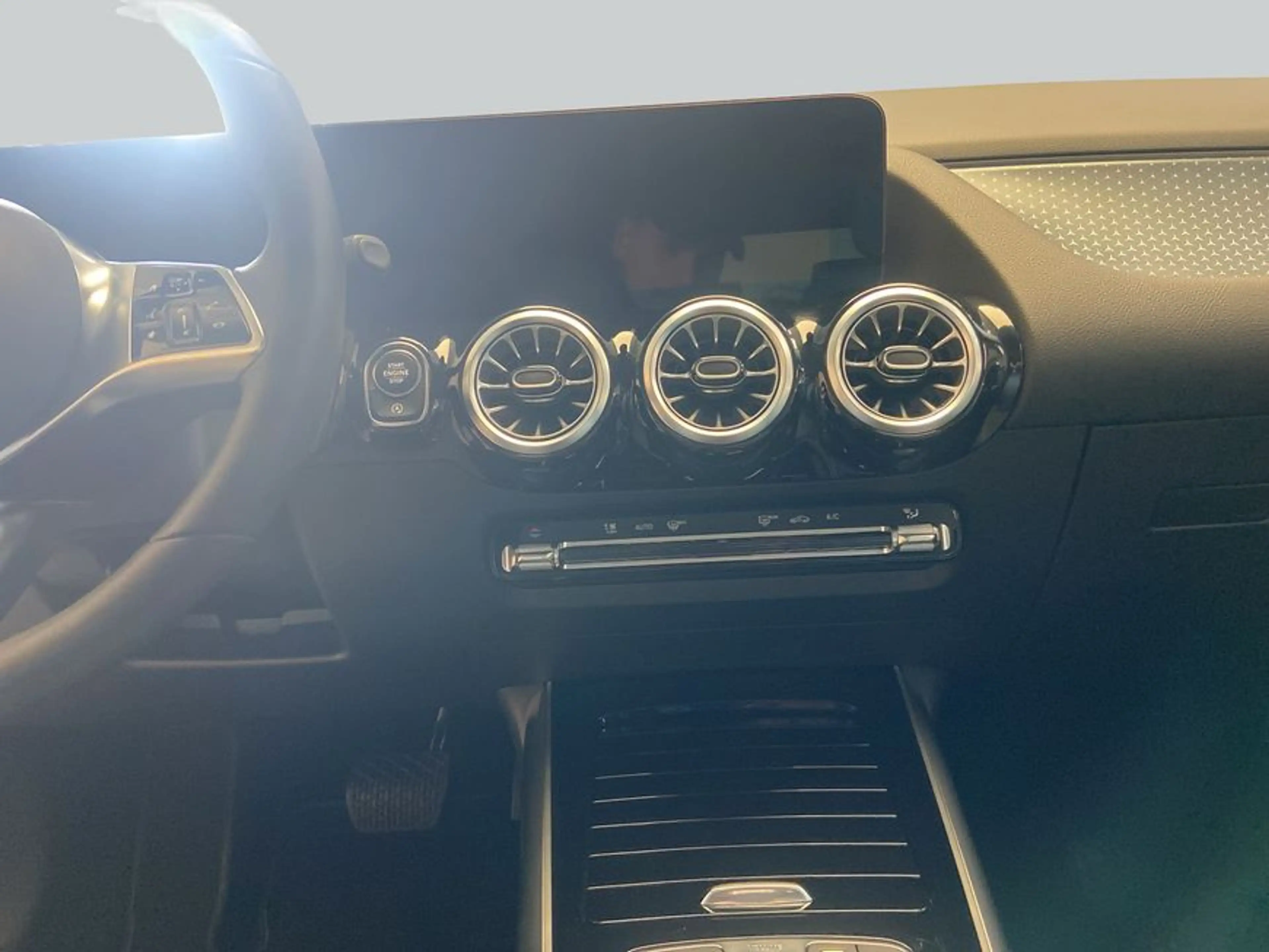 Mercedes-Benz GLA 220 GLA — photo 14