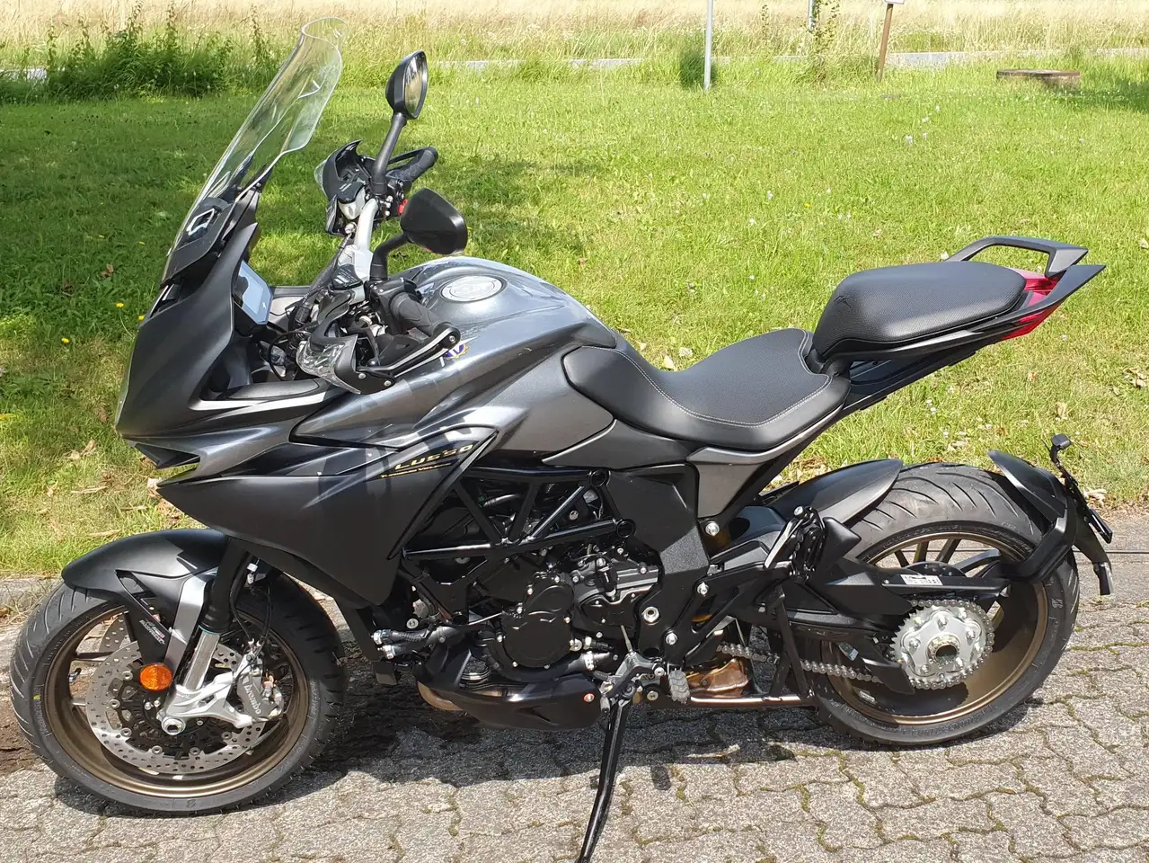 MV Agusta Turismo Veloce 800