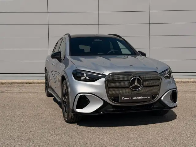 Mercedes-Benz GLC 400 4MATIC con tecnologia EQ