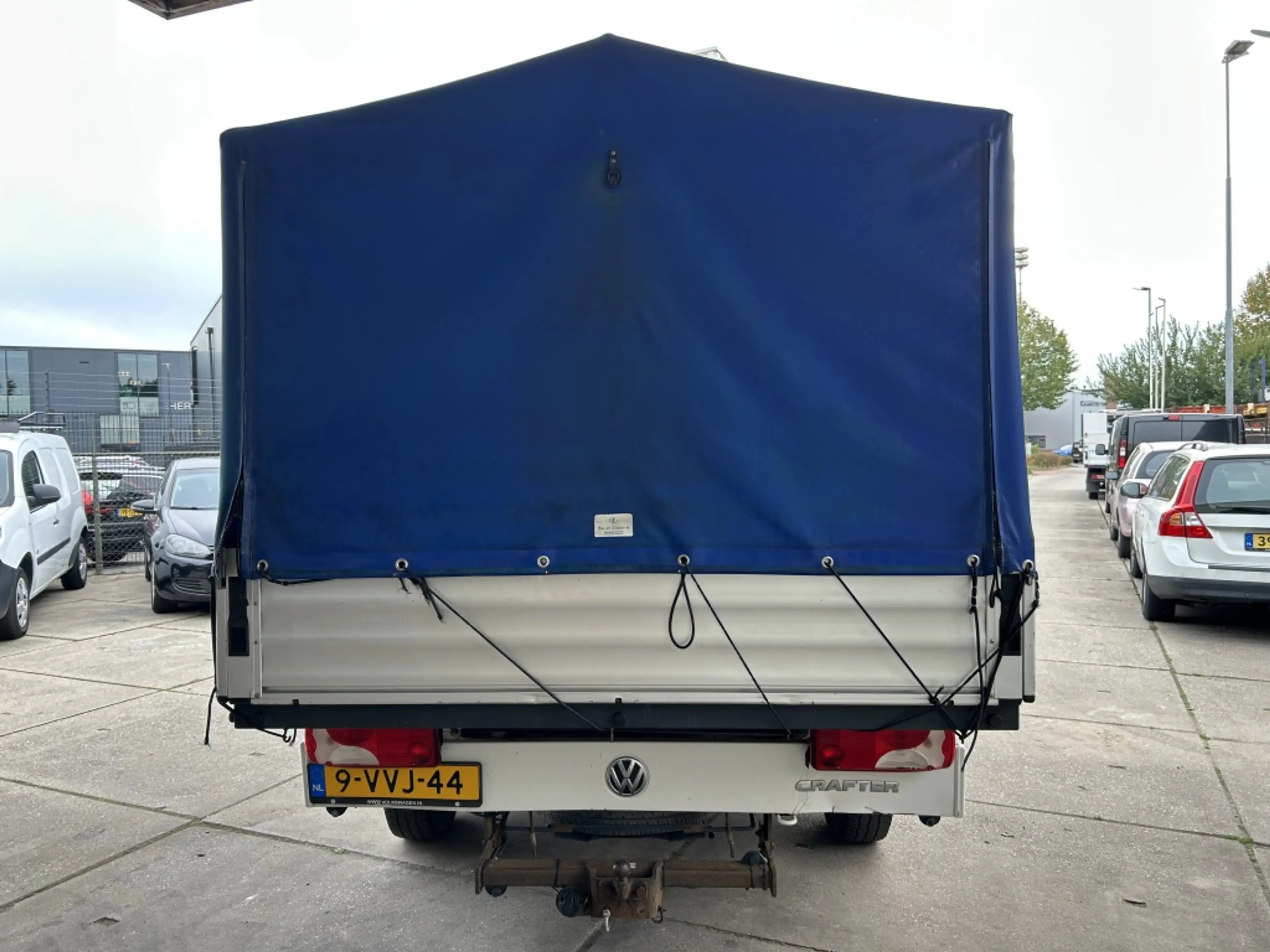 Volkswagen Crafter 30 2.0 TDI L2H1 DC 7 PERS PICK UP — photo 4