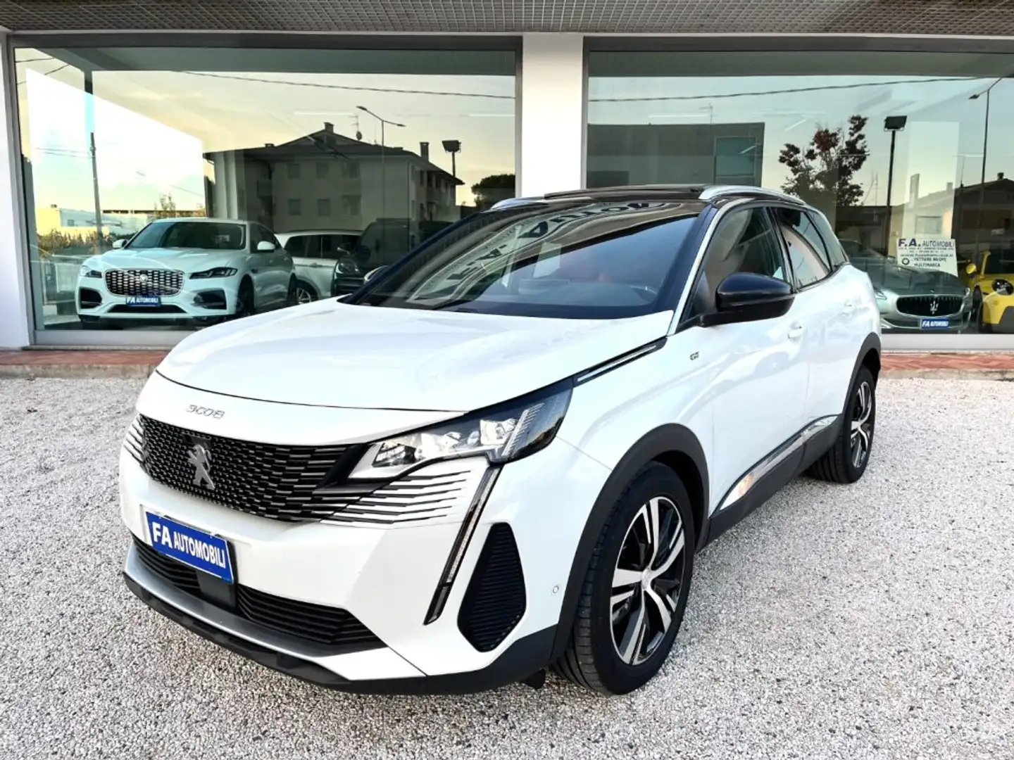 Peugeot 3008 BlueHDi 130 S&S EAT8 GT Pack *PANORAMA*MASSAGG*ACC Bianco - 2