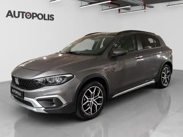 Fiat Tipo 1.5 HYBRID CROSS