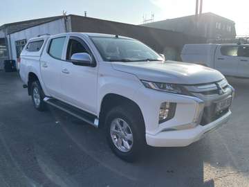 2.3DI-D 4WD-II CLIMA HARD TOP M.PIED 23900 HTVA