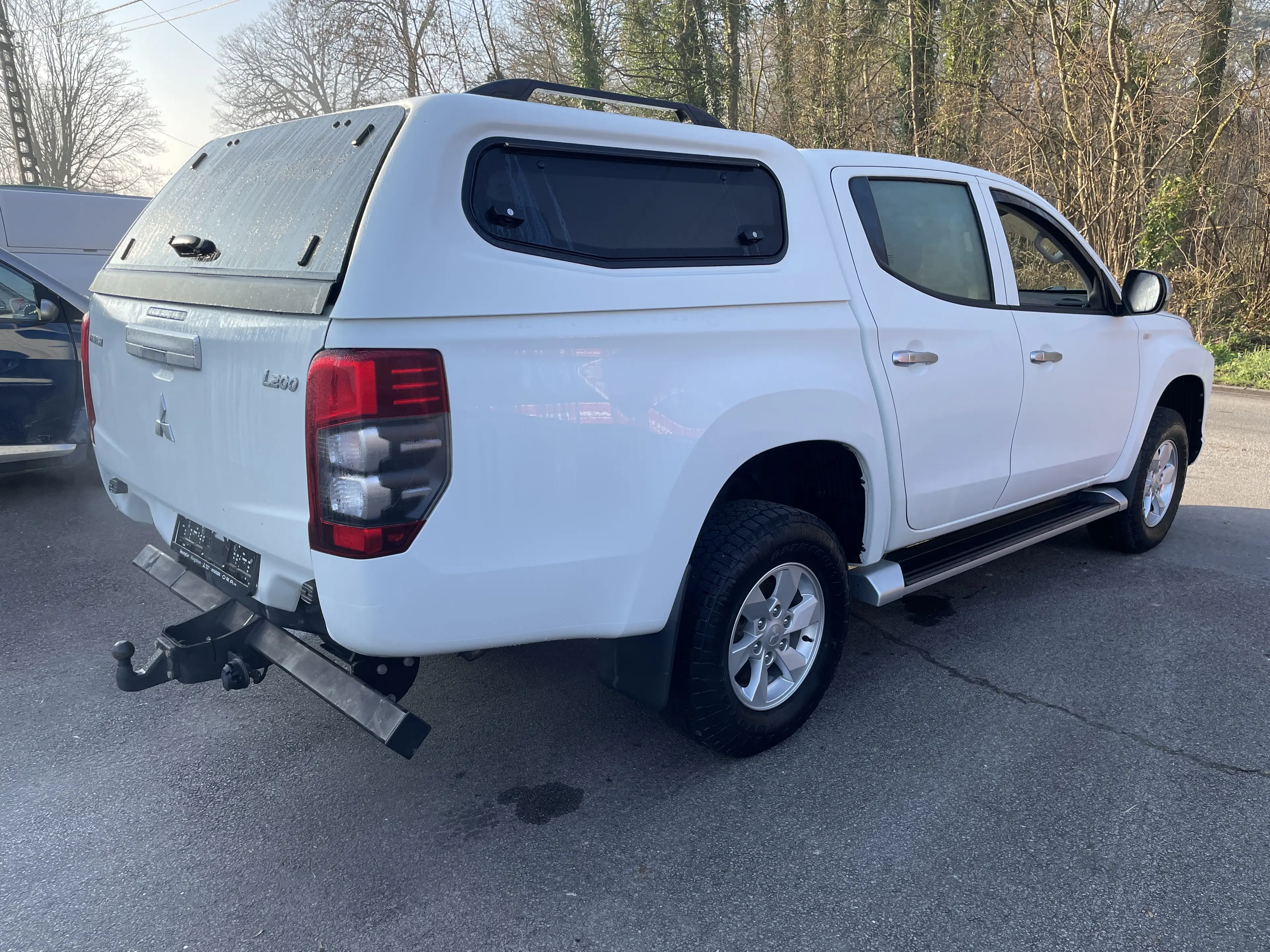 Mitsubishi L200 2.3DI-D 4WD-II CLIMA HARD TOP M.PIED 23900 HTVA — photo 4