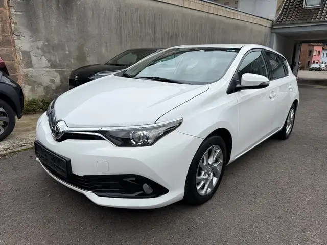 Toyota Auris 1.2 T Comfort *Allwetter/Bluetooth/Kamera*