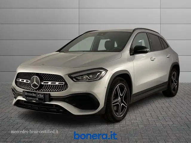 Mercedes-Benz Gla main image