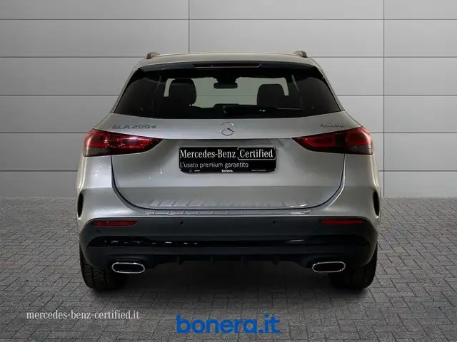 Mercedes-Benz Gla view 5