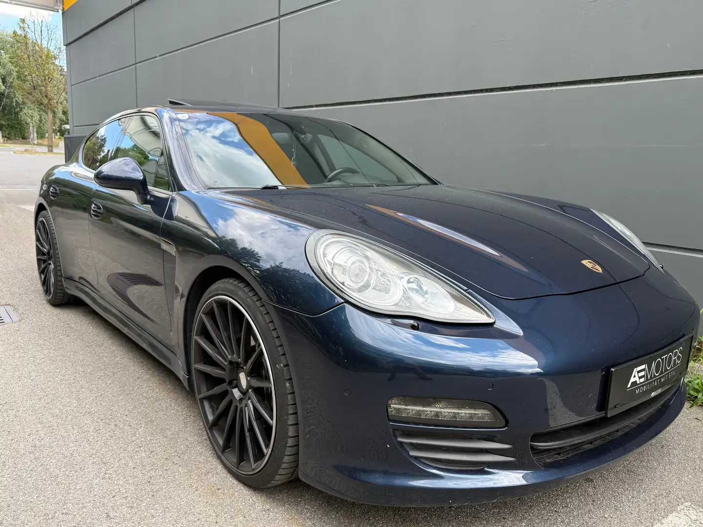 Porsche Panamera *SPORT CHRONO*VOLL*LED*NAVI*SITZHG*KREDIT* Blau - 1