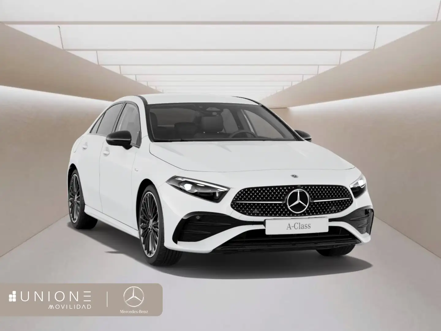 Mercedes-Benz A 250 e Berlina con tecnología híbrida - 2