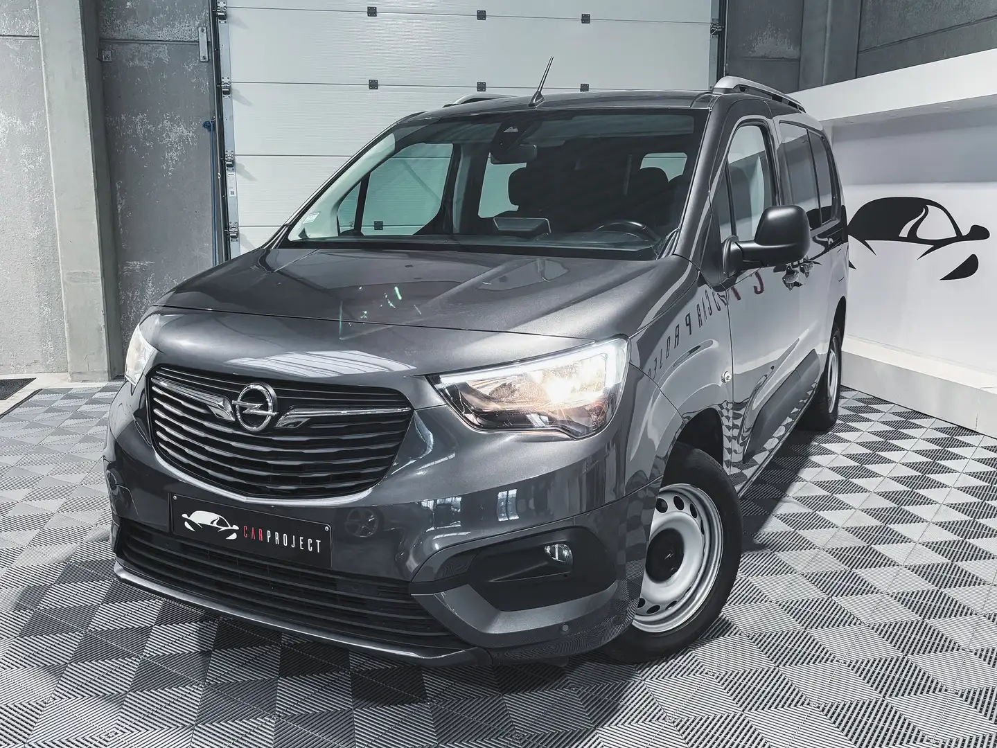 Opel Combo 1.2 T L2H1 Edition XL, Double Cab, Car-Play, Clim Gris - 1