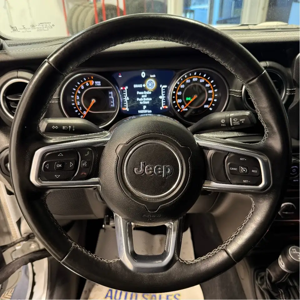 Jeep Gladiator снимка Jeep Gladiator