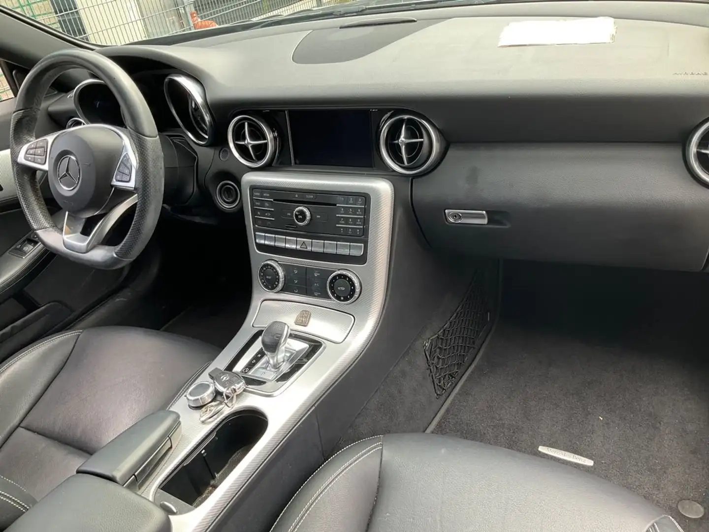 Mercedes-Benz SLC 180 SLC 180 9G-TRONIC Gris - 1