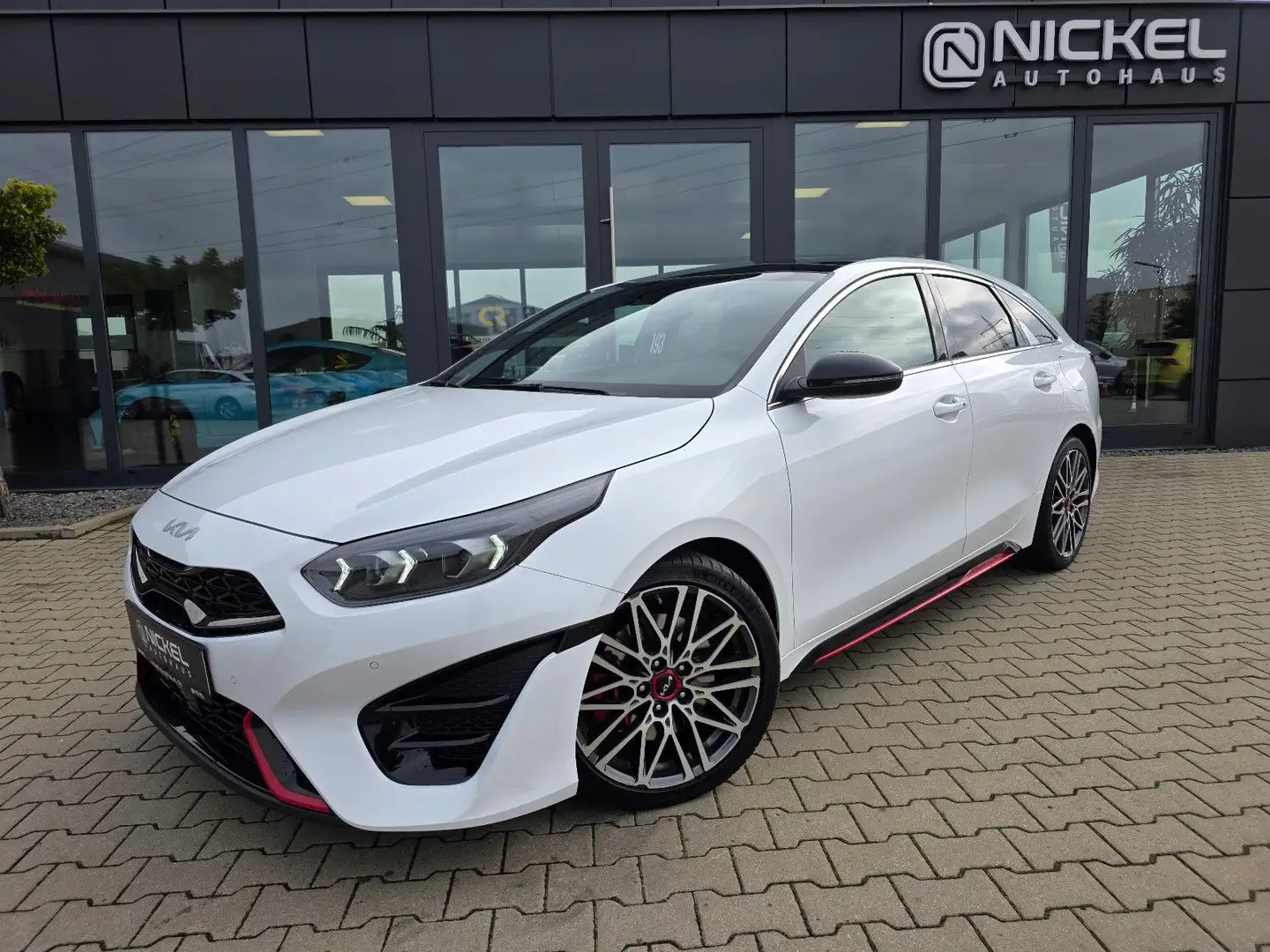 Kia ProCeed / pro_cee'd ProCeed GT*Led*ACC*JBL*PANO*E-Klappe*VOLL*VOLL* Weiß - 1