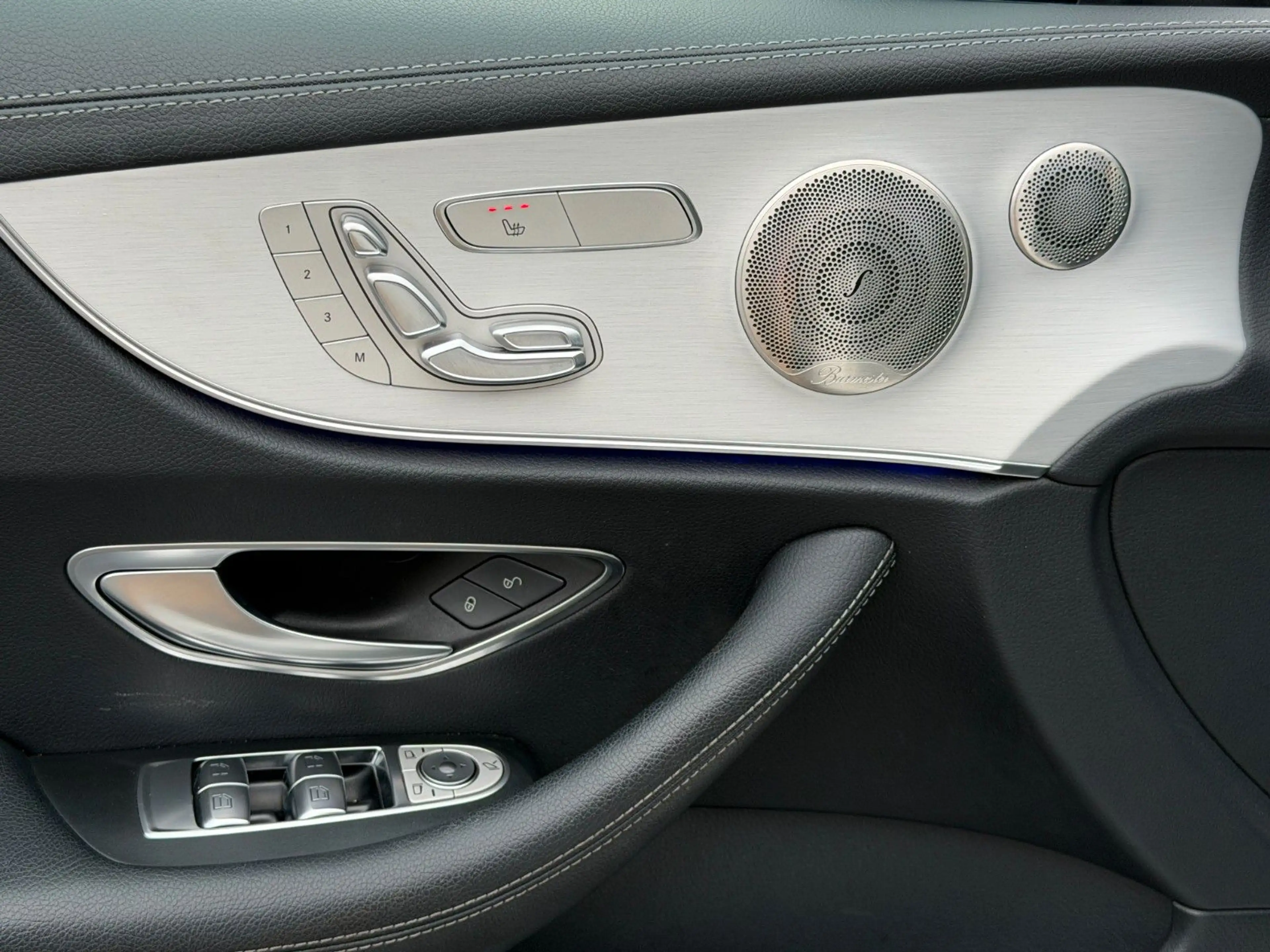 Mercedes-Benz E 220 d Coupe LED - Burmester - AMG Line /// — photo 13
