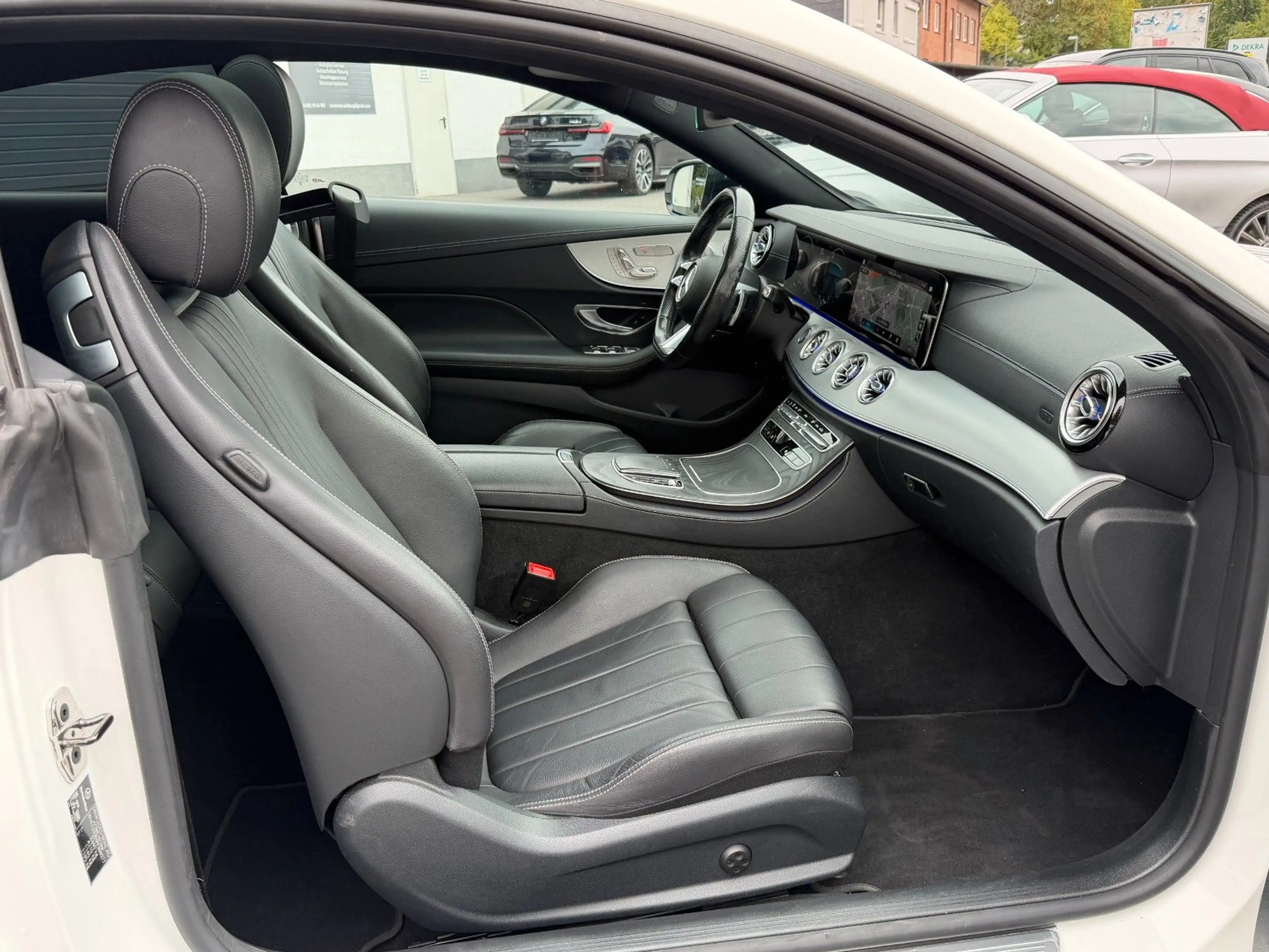 Mercedes-Benz E 220 d Coupe LED - Burmester - AMG Line /// — photo 15