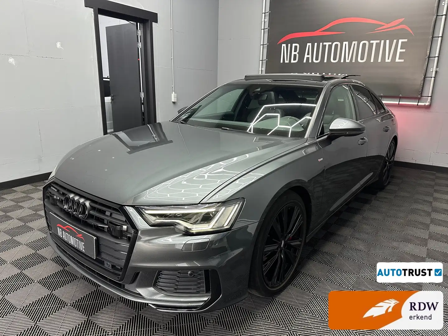 Audi A6 Limousine 50 TFSI e quattro S edition Grigio - 1