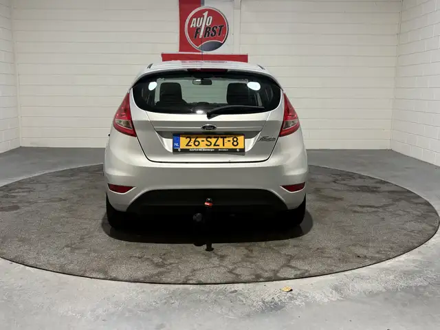 Ford Fiesta view 8