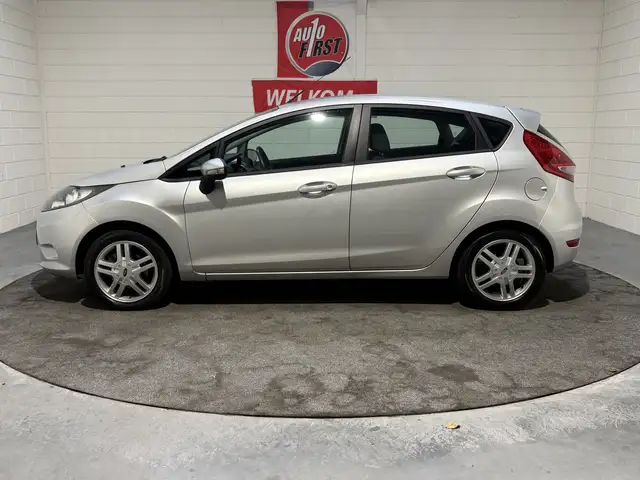 Ford Fiesta view 2