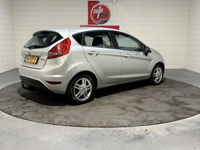 Ford Fiesta view 4