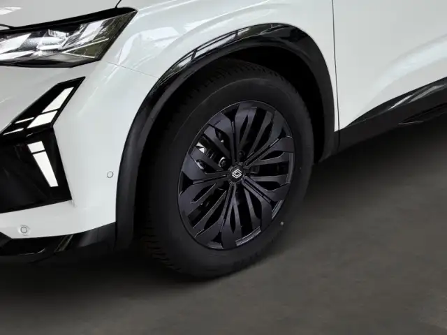 Renault Austral view 6