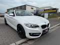 BMW 220 i Cabrio Sport Line Navi LED FINANZIERUNG Weiß - thumbnail 3
