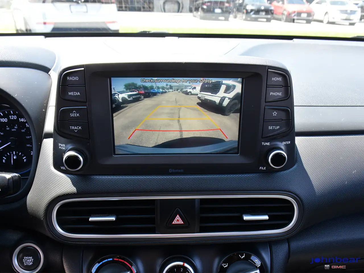 Hyundai KONA снимка Hyundai KONA