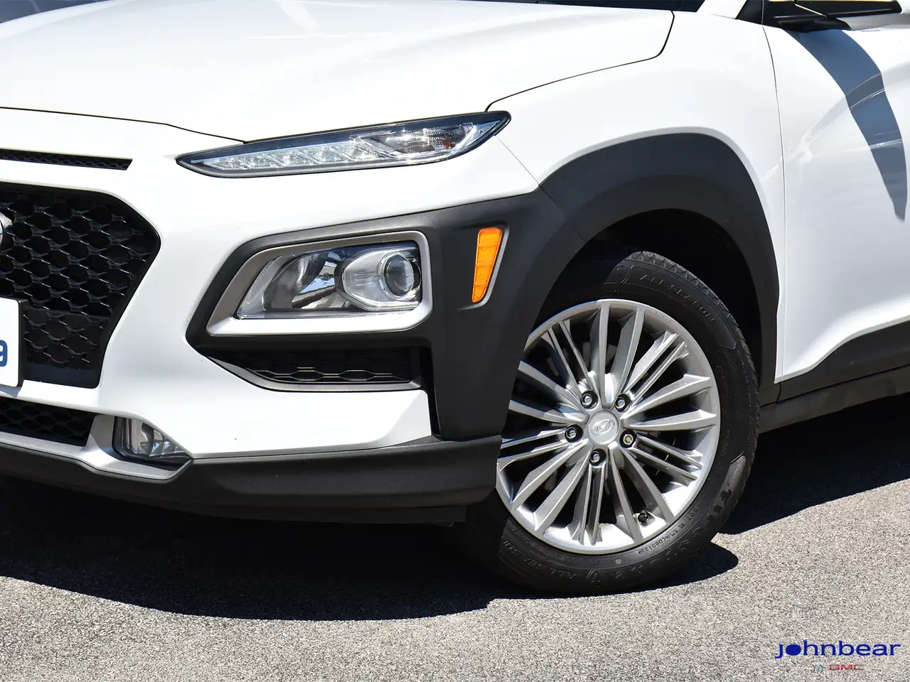Hyundai KONA снимка Hyundai KONA