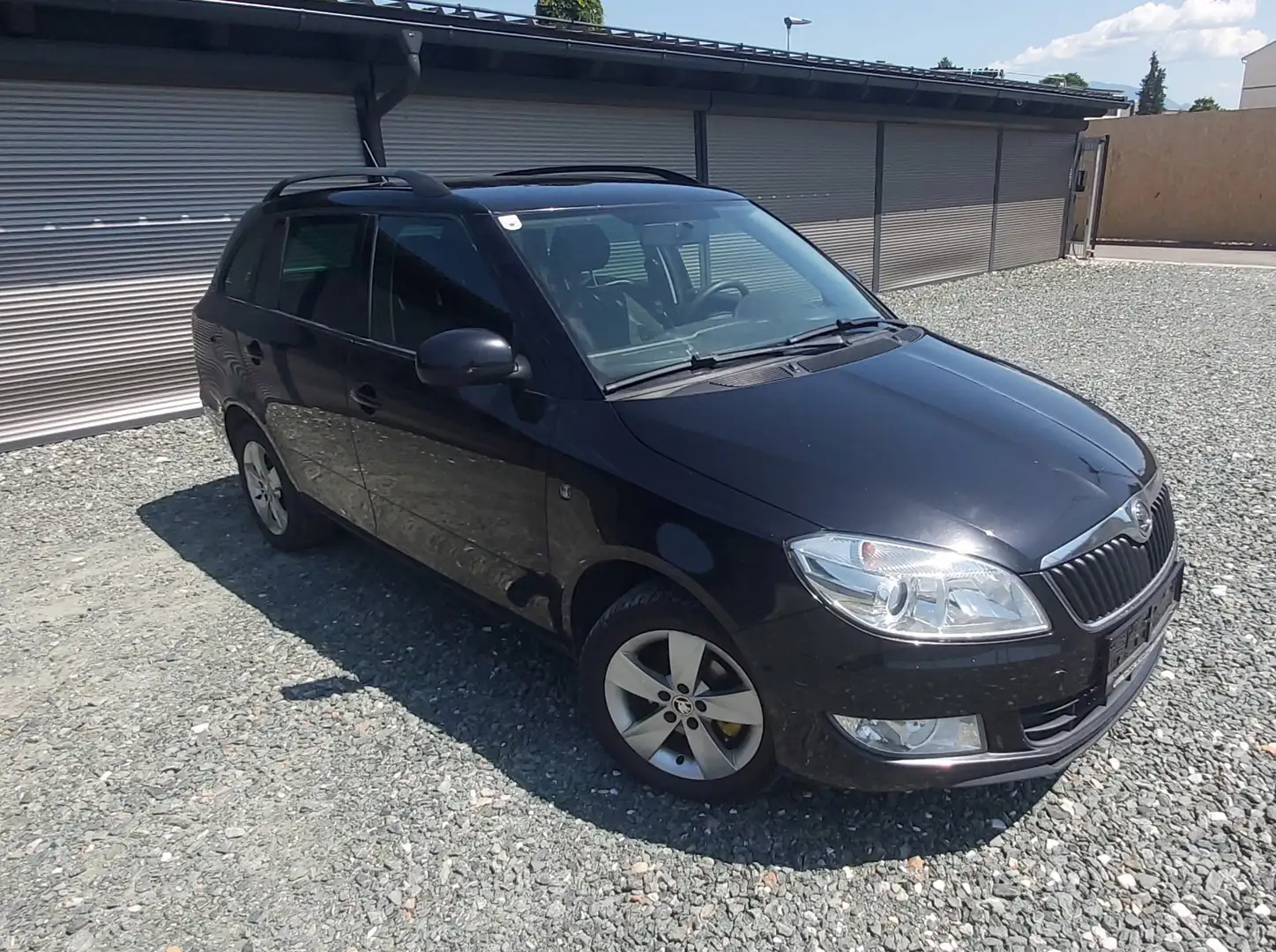 Skoda Fabia 1,6 TDI Ambition, Pickerl neu Schwarz - 1