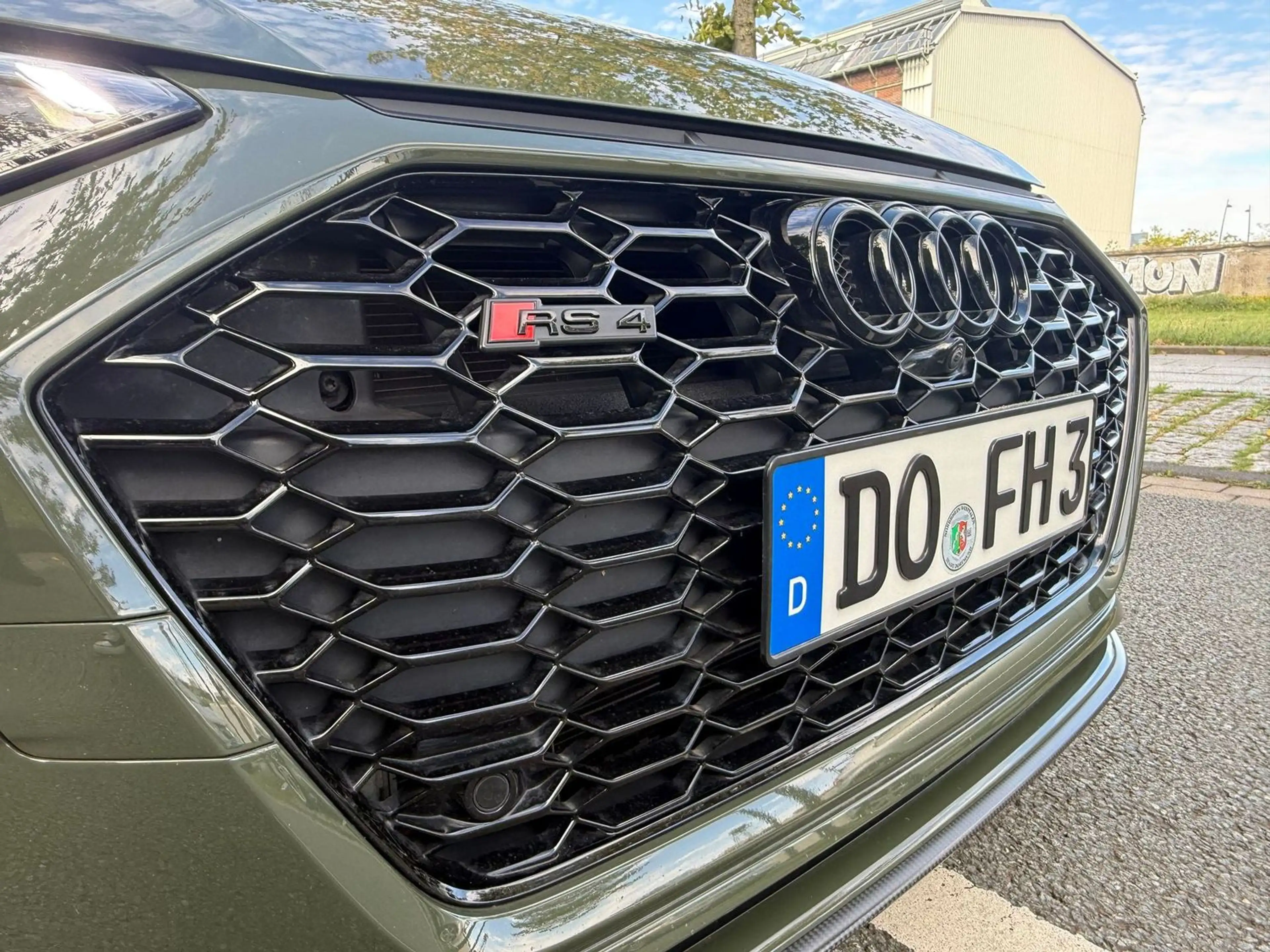 Audi RS4 2.9 TFSI quattro *EXCLUSIVE*NAVI*MATRIX*P-DACH* — photo 11