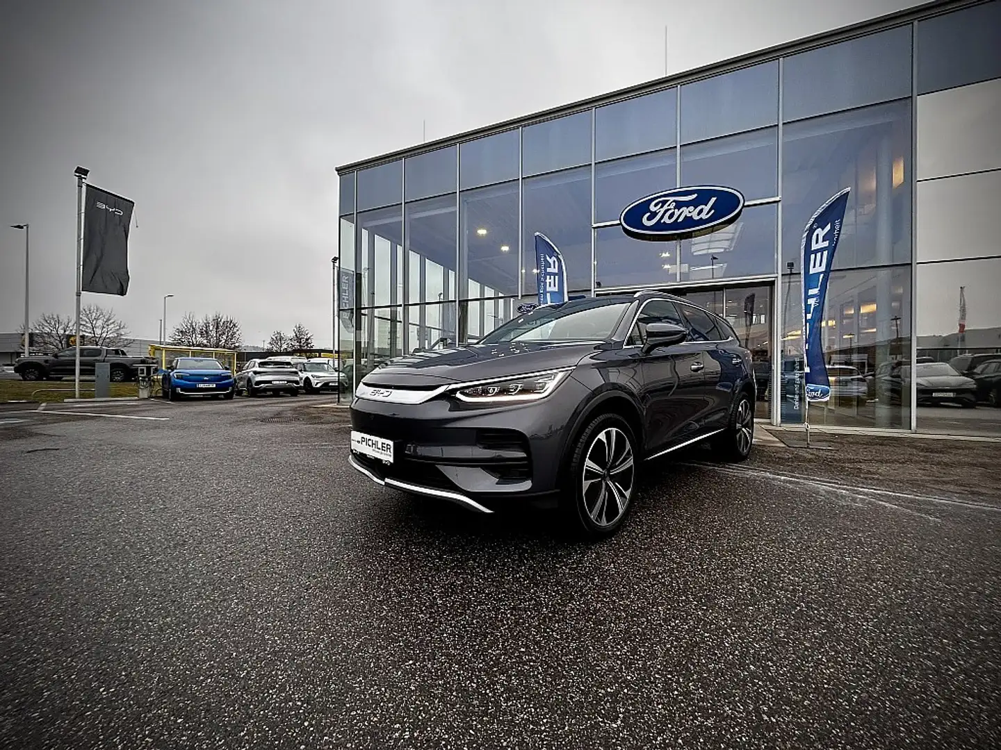 BYD Tang Flagship Facelift 108,8 kWh 517PS GEWERBE AKTION Fekete - 1